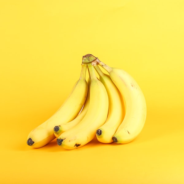 Organic Cavendish Yellow Bananas